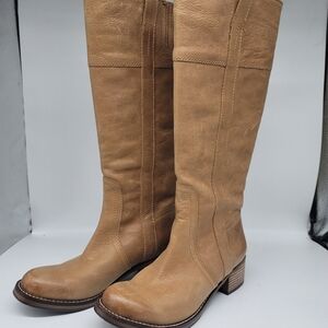 Lucky Brand Tan Heeled Boots